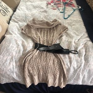 Sweater dress with belt